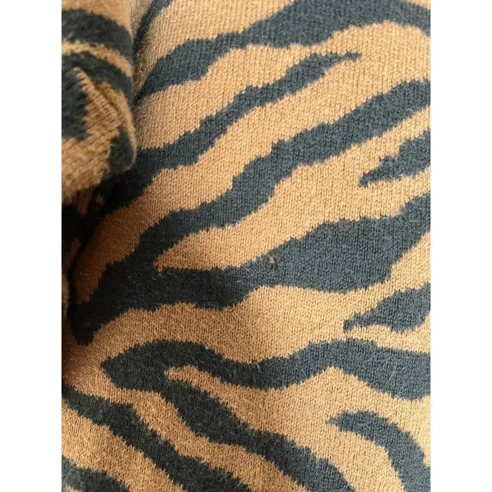GAP Kid’s Brown Novelty Slouch Zebra Print Sweatshirt Size Small
